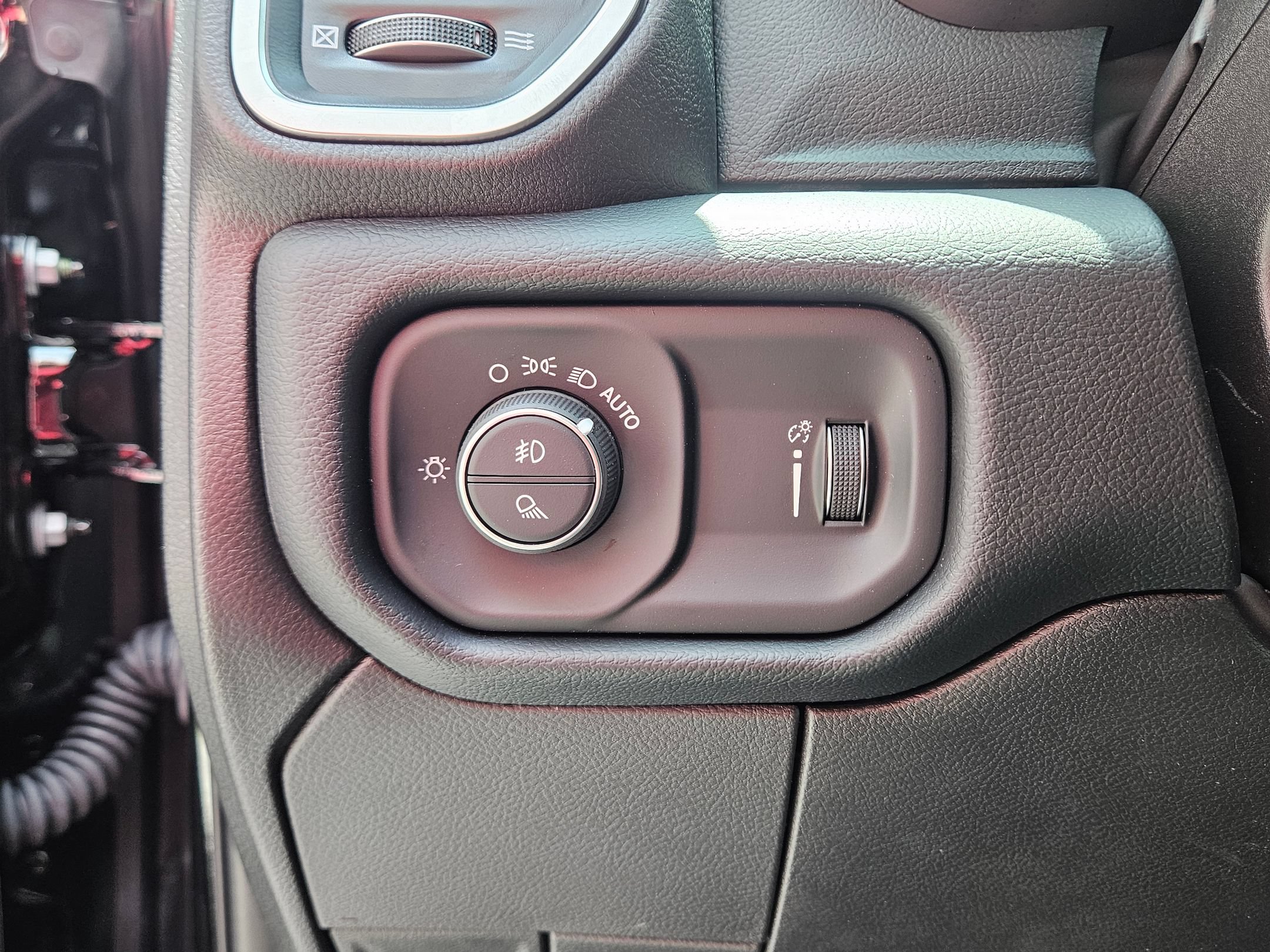 New 2026 RAM 2500 Big Horn AWD/4WD image 18