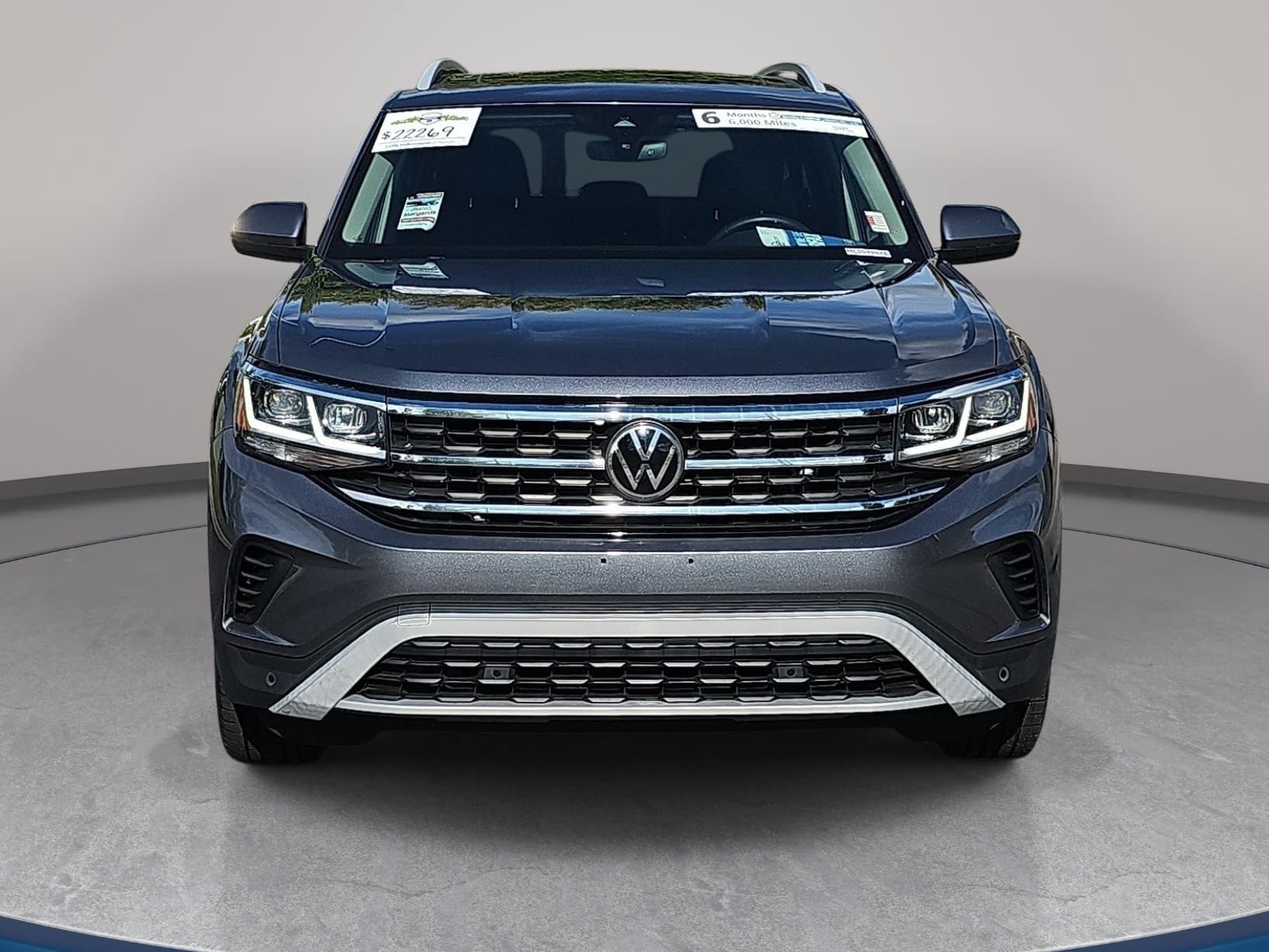 Used 2021 Volkswagen Atlas SEL AWD/4WD image 2