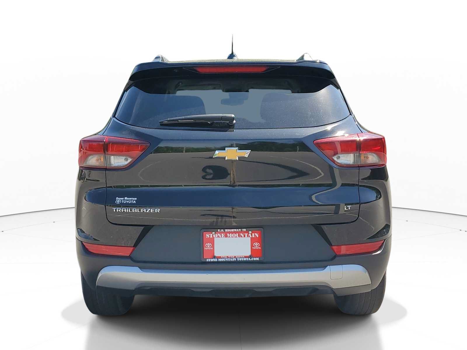 Used 2025 Chevrolet TrailBlazer LT FWD image 4
