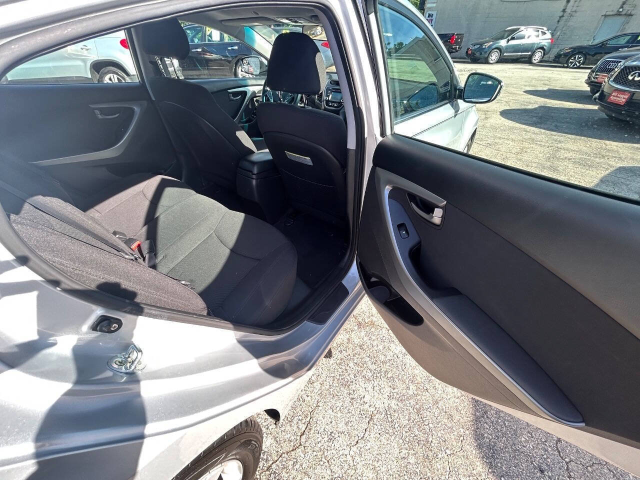 Used 2016 Hyundai Elantra Value Edition FWD image 8