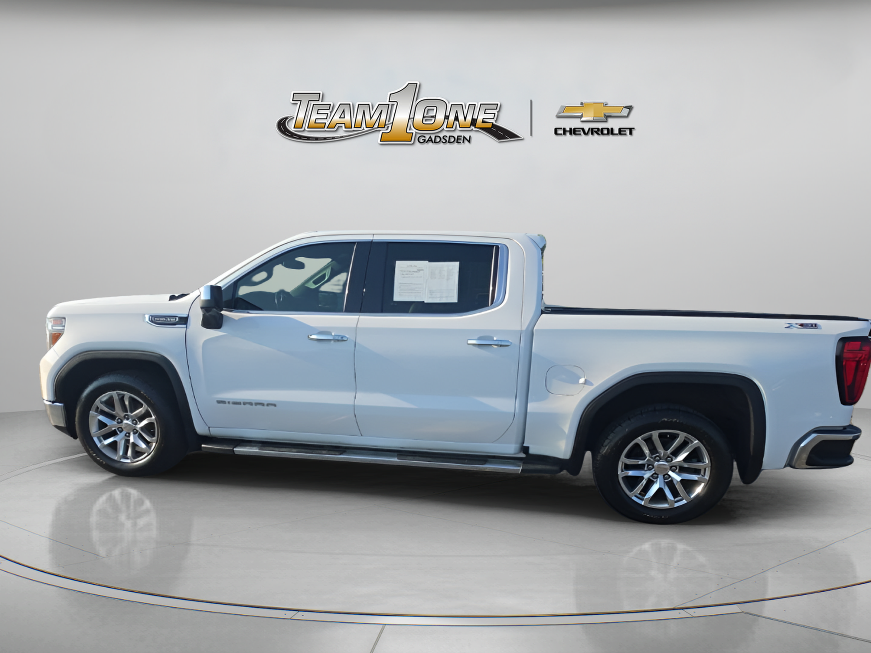 Used 2020 GMC Sierra 1500 SLT w/ SLT Premium Plus Package AWD/4WD image 5