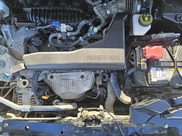 Used 2016 Nissan Rogue SV AWD/4WD image 30