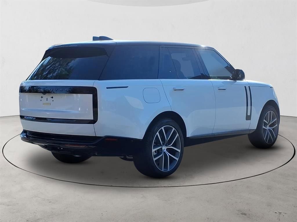 New 2025 Land Rover Range Rover SE AWD/4WD image 5