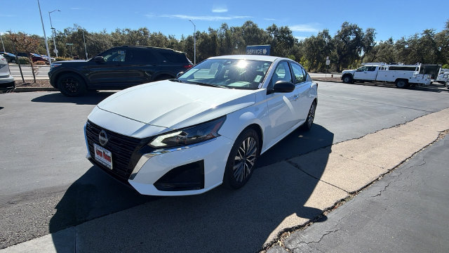 Used 2025 Nissan Altima 2.5 SV