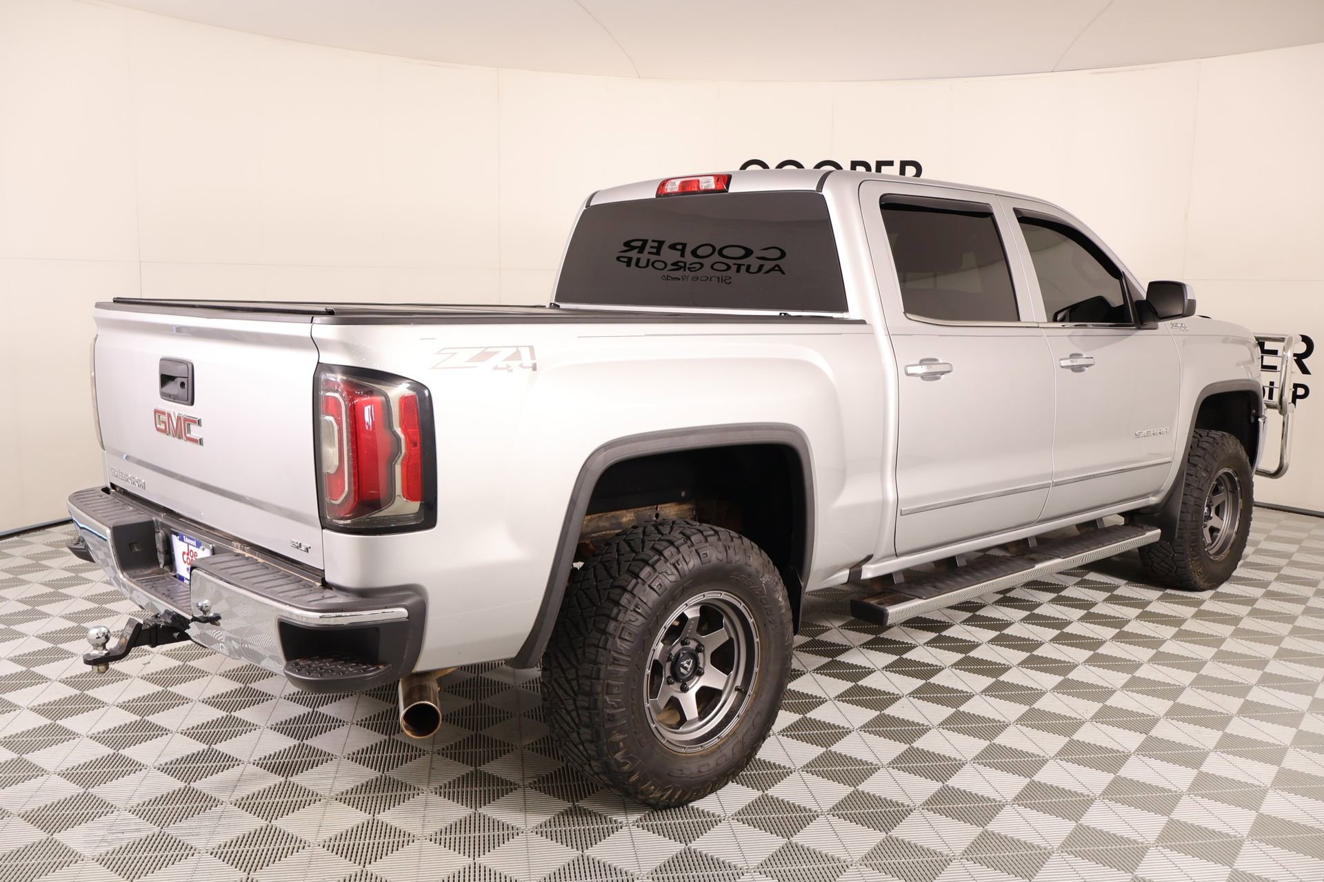 Used 2017 GMC Sierra 1500 SLT w/ SLT Premium Package AWD/4WD image 21