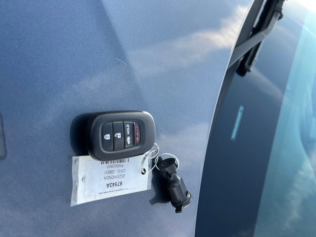 Used 2023 Honda Civic LX image 28