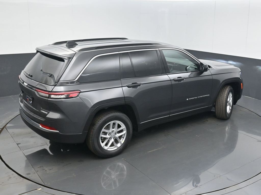 New 2026 Jeep Grand Cherokee Laredo image 36