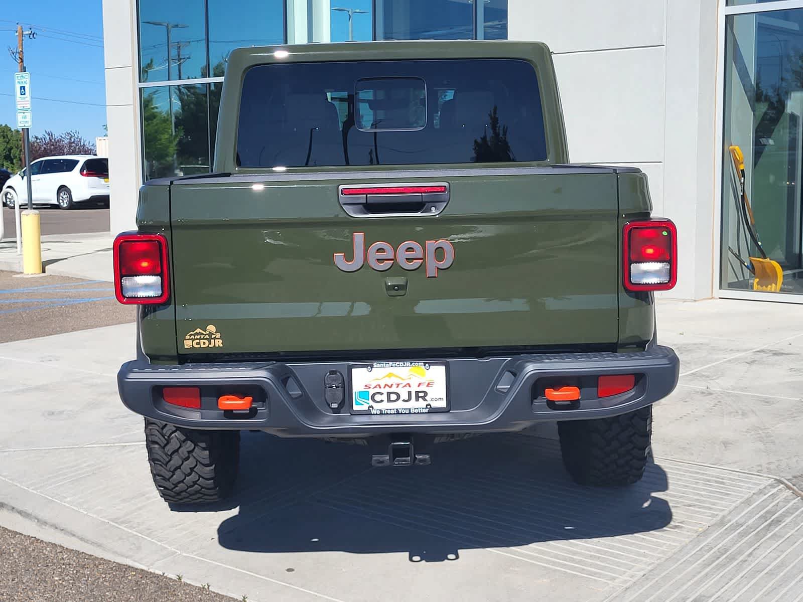 Used 2023 Jeep Gladiator Mojave w/ Cold Weather Group AWD/4WD image 6