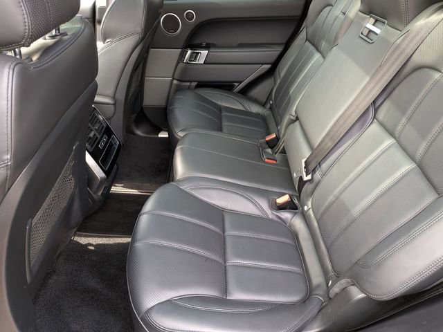 Used 2016 Land Rover Range Rover Sport HSE image 26
