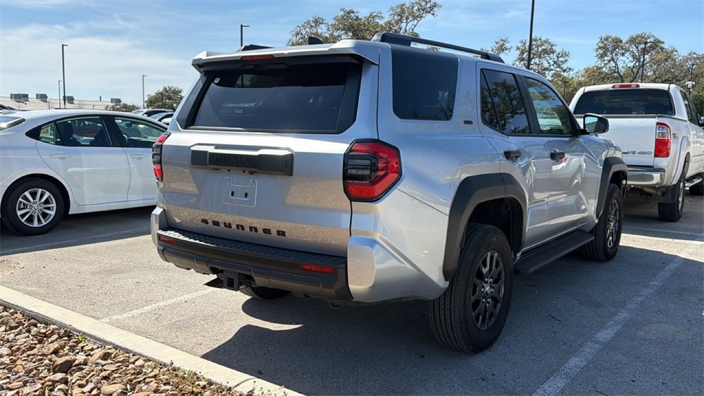 Used 2025 Toyota 4Runner SR5 image 6