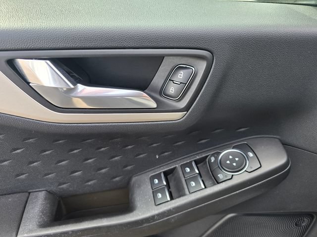 Used 2020 Ford Escape SE FWD image 16
