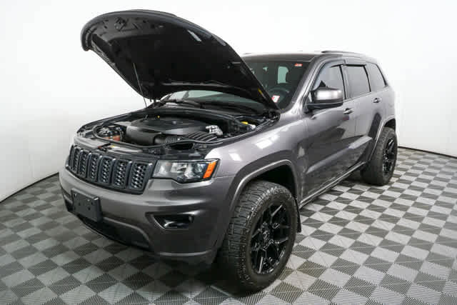 Used 2021 Jeep Grand Cherokee Laredo X image 30