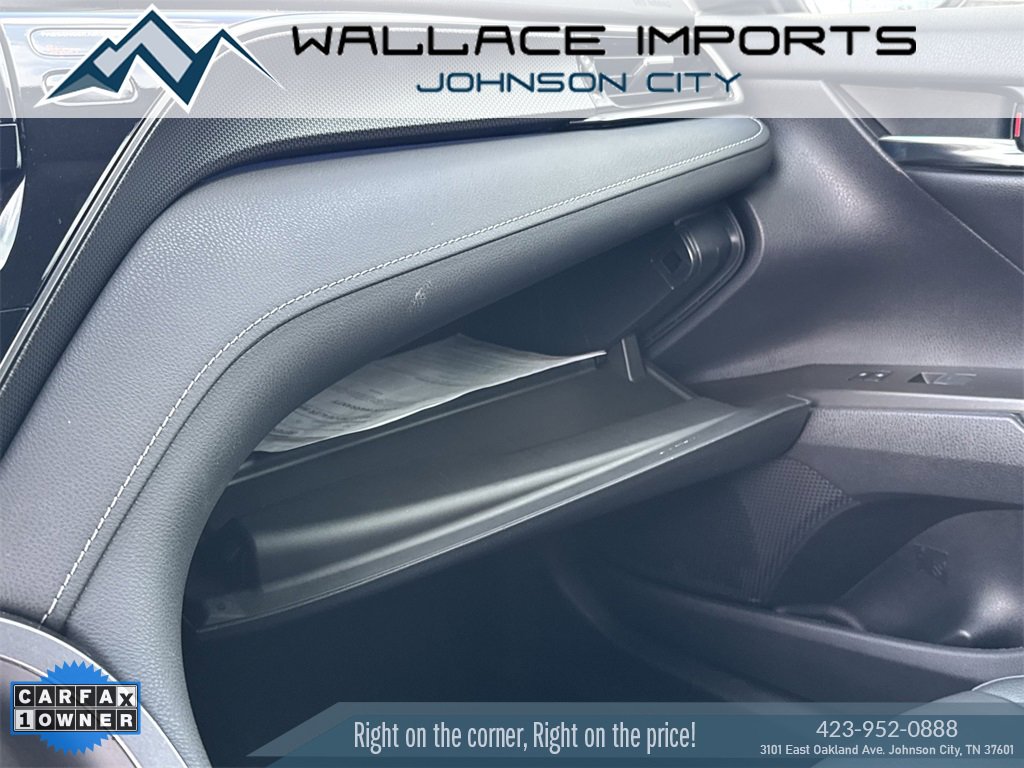 Used 2022 Toyota Camry XSE image 13