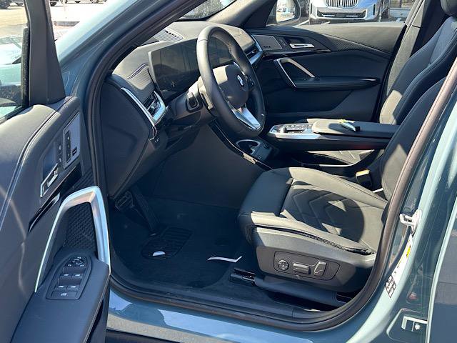 New 2026 BMW X2 xDrive28i w/ Technology Package image 4