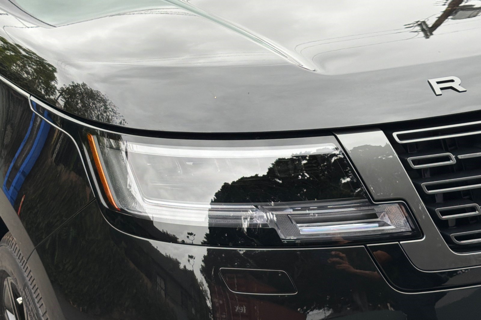 New 2026 Land Rover Range Rover Autobiography AWD/4WD image 12