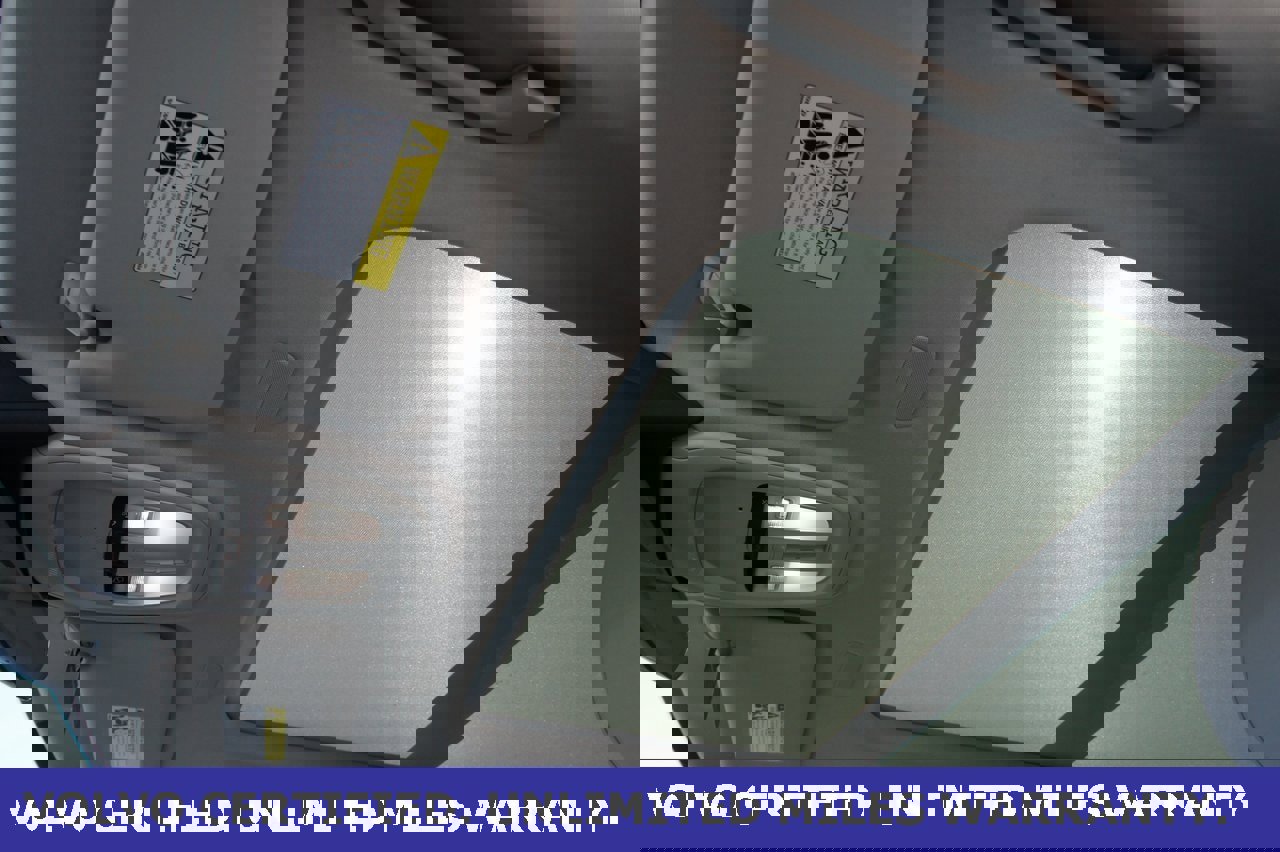 New 2025 Volvo V60 B5 Cross Country Ultra w/ Protection Package Premier image 20