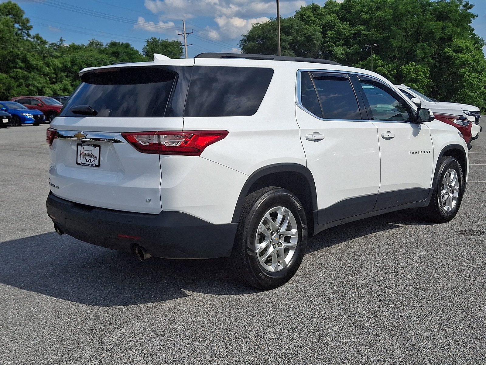 Used 2020 Chevrolet Traverse LT w/ LPO, Floor Liner Package AWD/4WD image 6