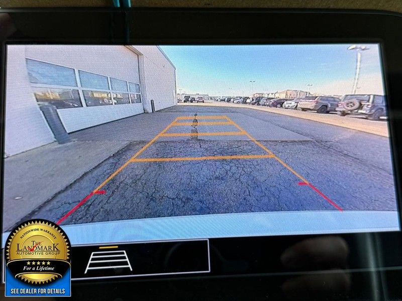 Used 2025 Chevrolet Malibu LS image 13