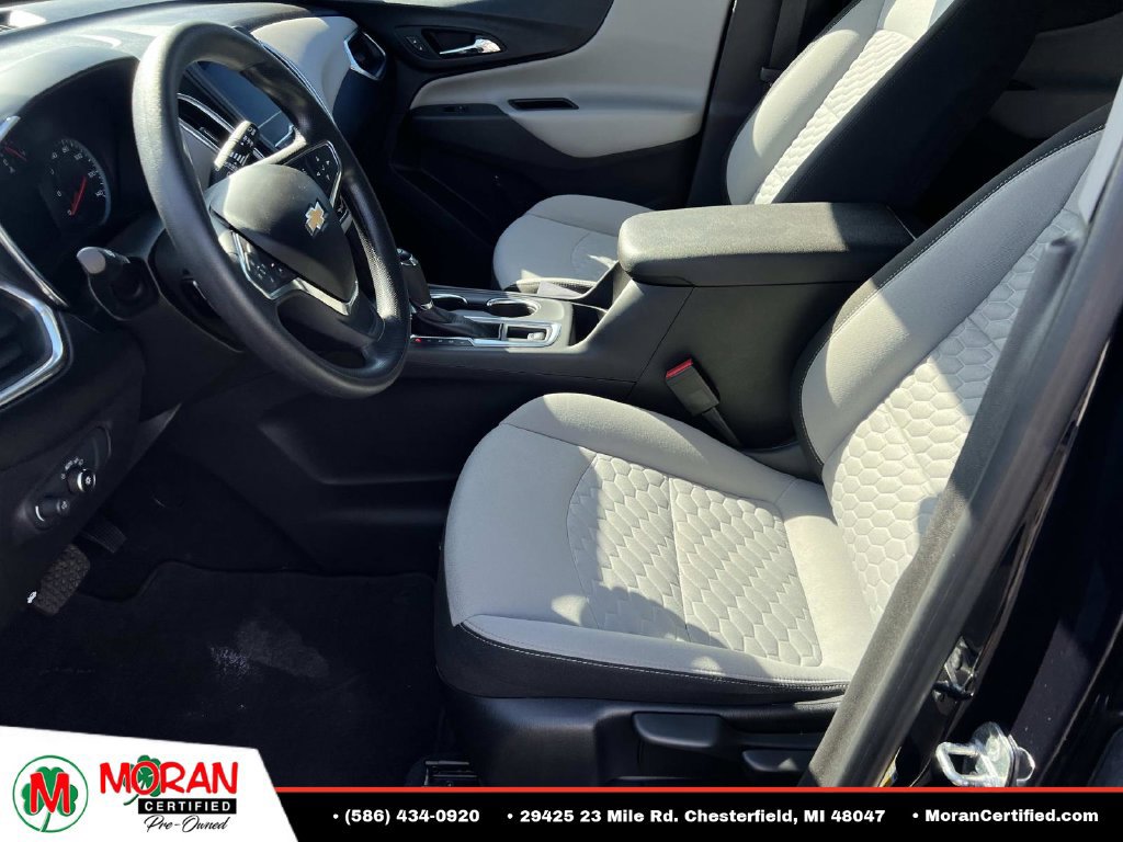 Used 2020 Chevrolet Equinox LS AWD/4WD image 16
