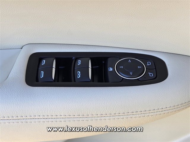 Used 2019 Cadillac XT5 FWD image 20