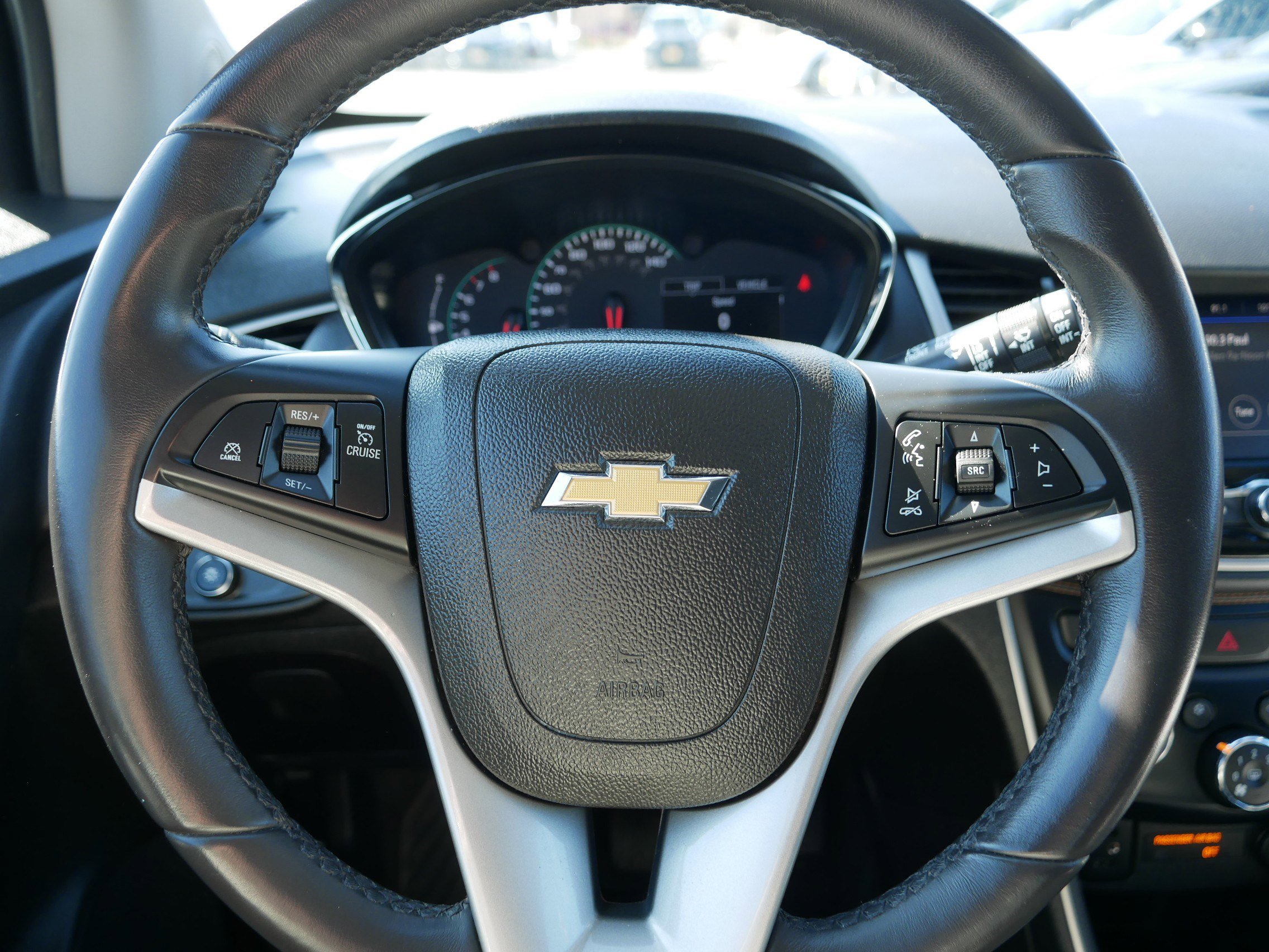 Used 2020 Chevrolet Trax LT w/ Driver Confidence Package AWD/4WD image 25