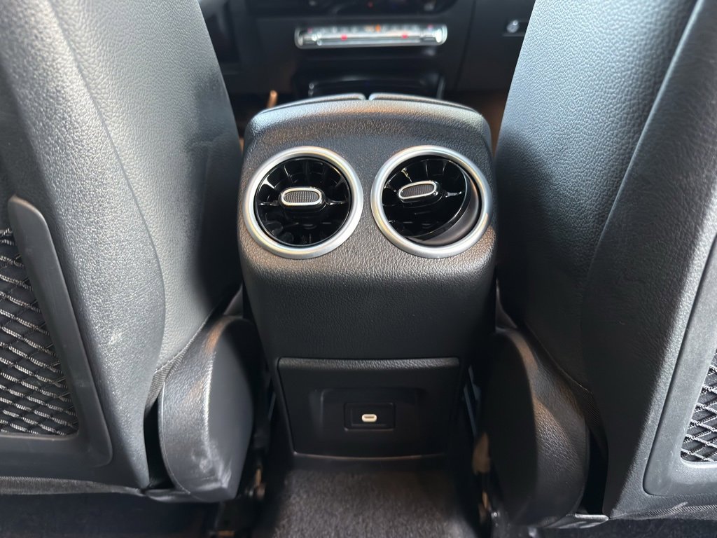 Used 2025 Mercedes-Benz CLA 250 image 32