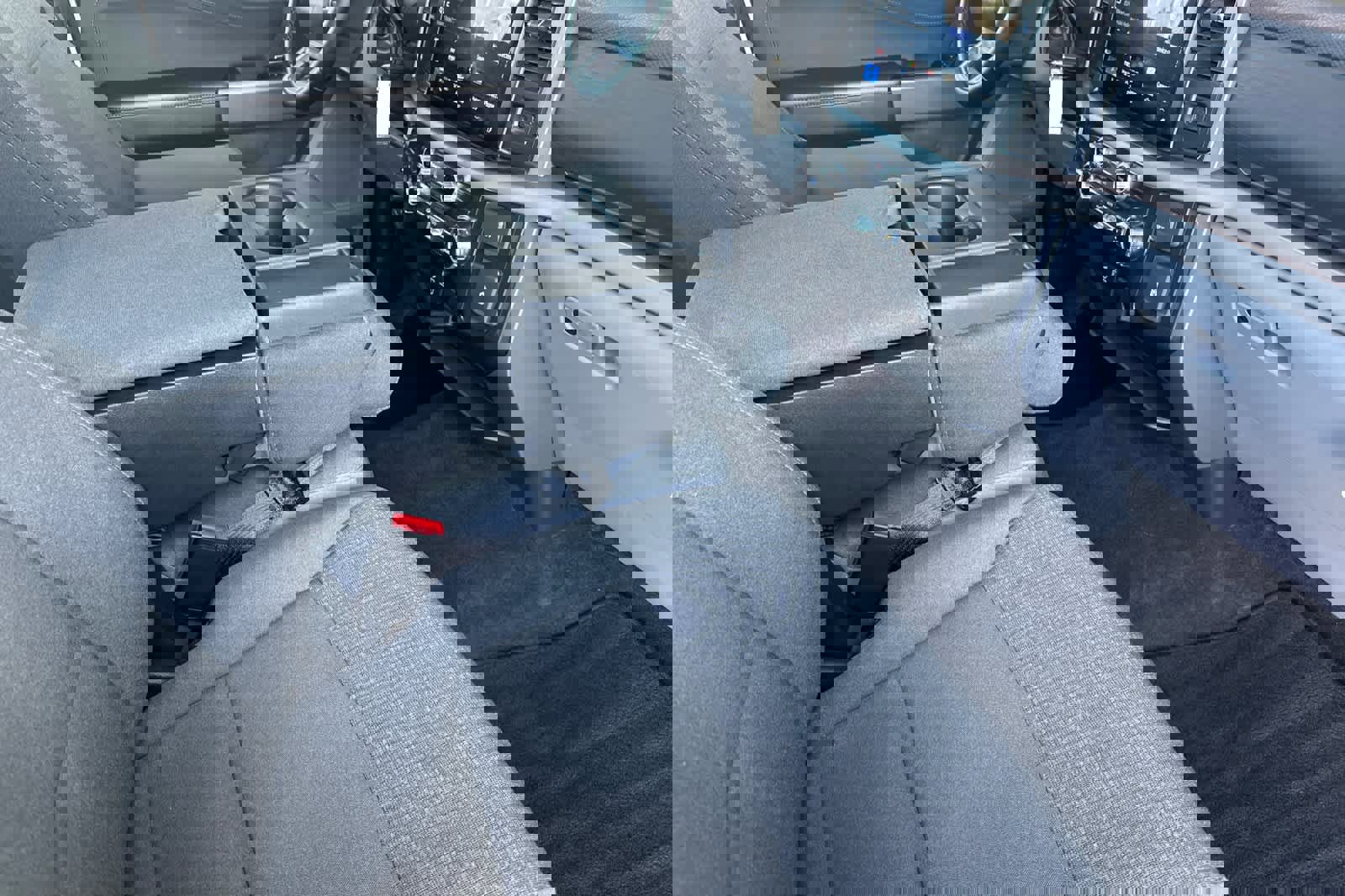 Certified 2025 Ford F150 XLT w/ Equipment Group 301A Standard image 15