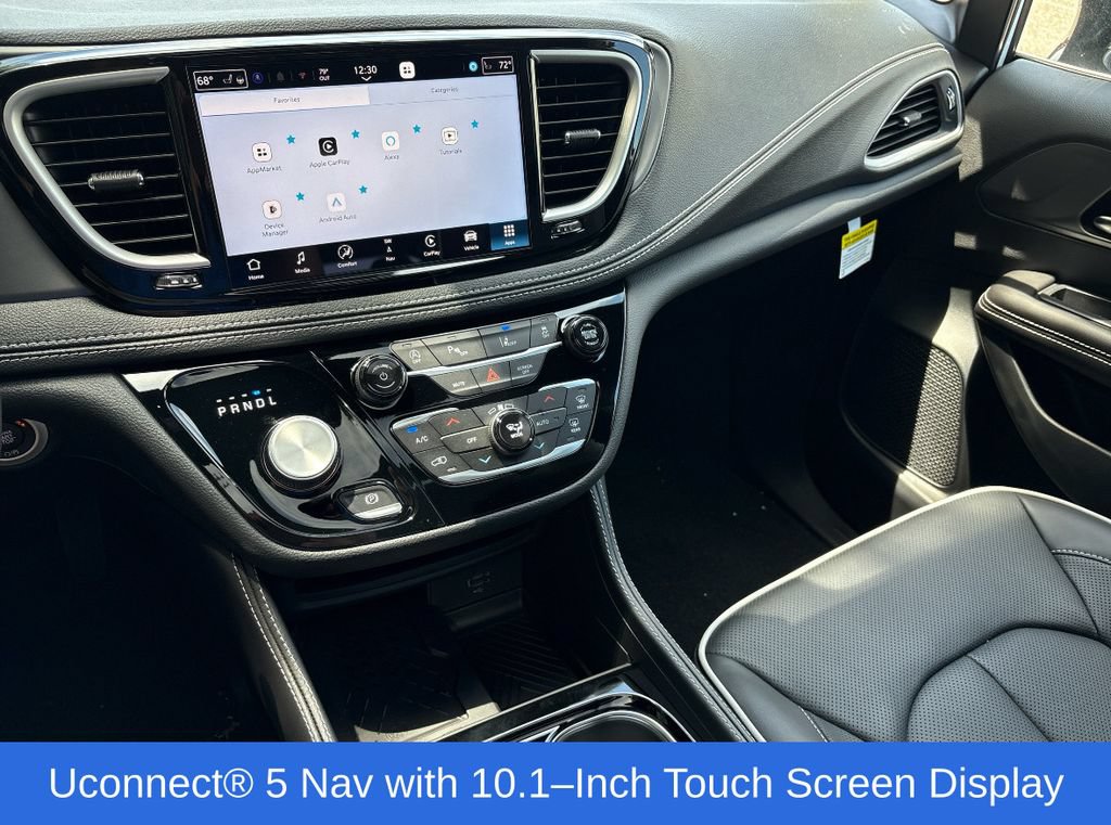 New 2027 Chrysler Pacifica Limited FWD image 16