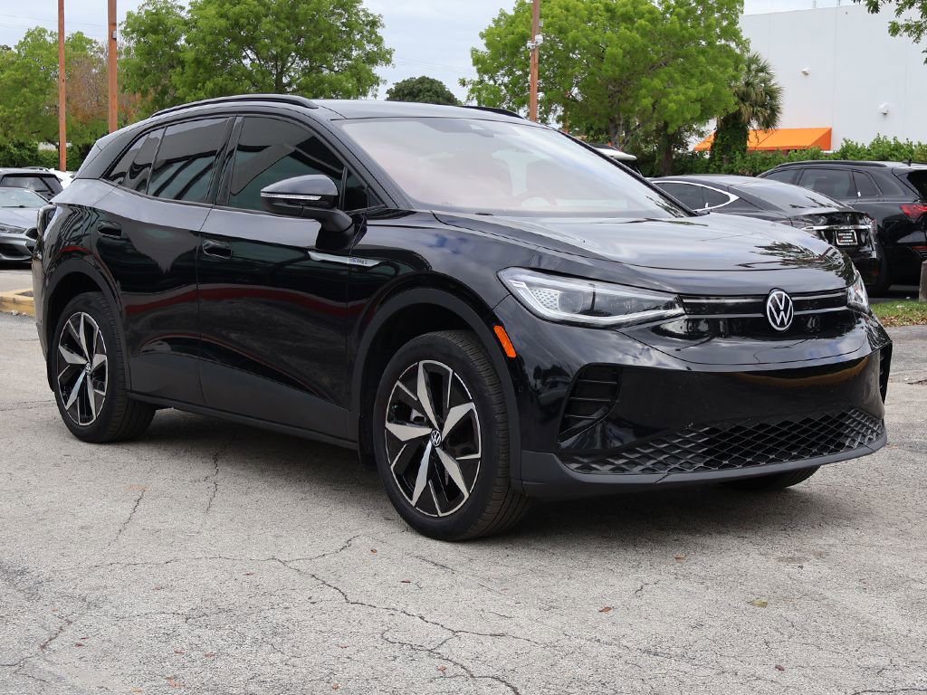 Used 2023 Volkswagen ID.4 Pro S image 2