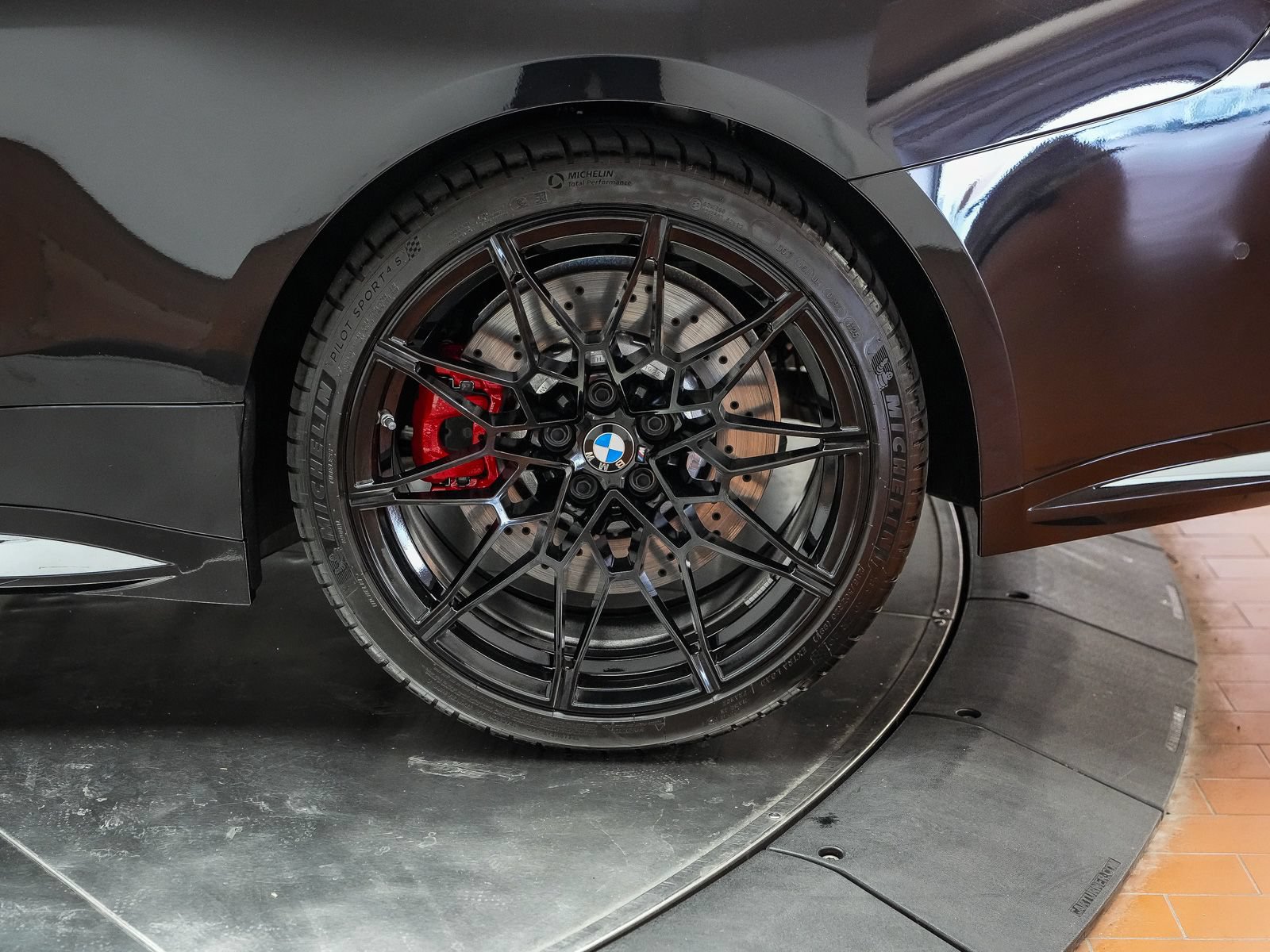 Used 2026 BMW M4 Competition w/ Executive Package RWD image 11