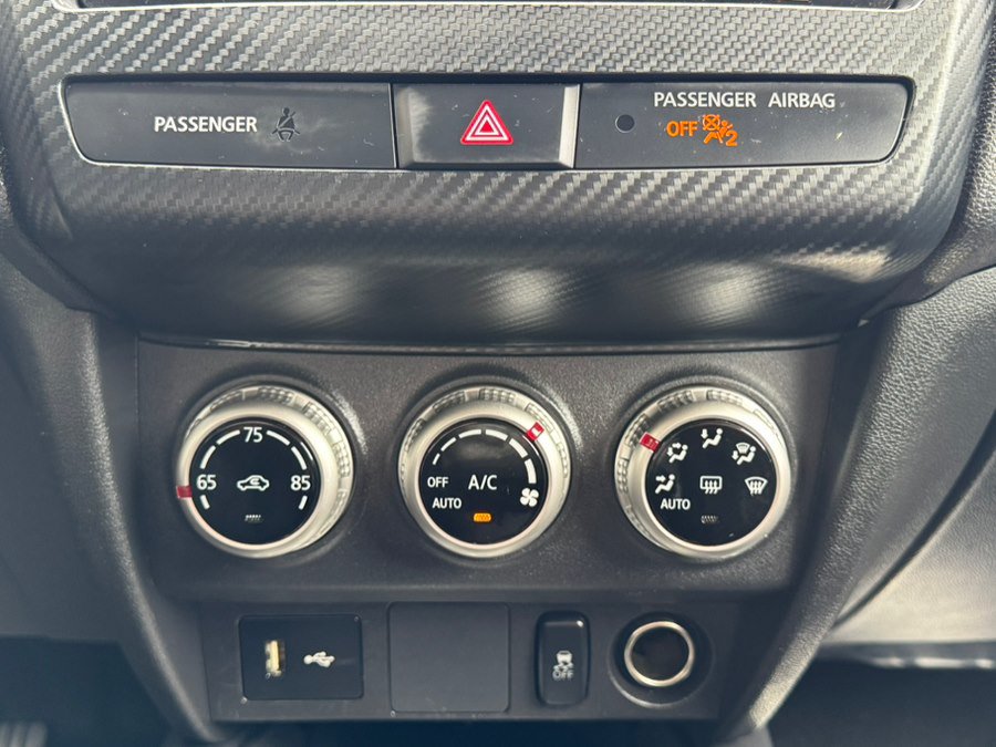 Used 2024 Mitsubishi Outlander Sport SE AWD/4WD image 23