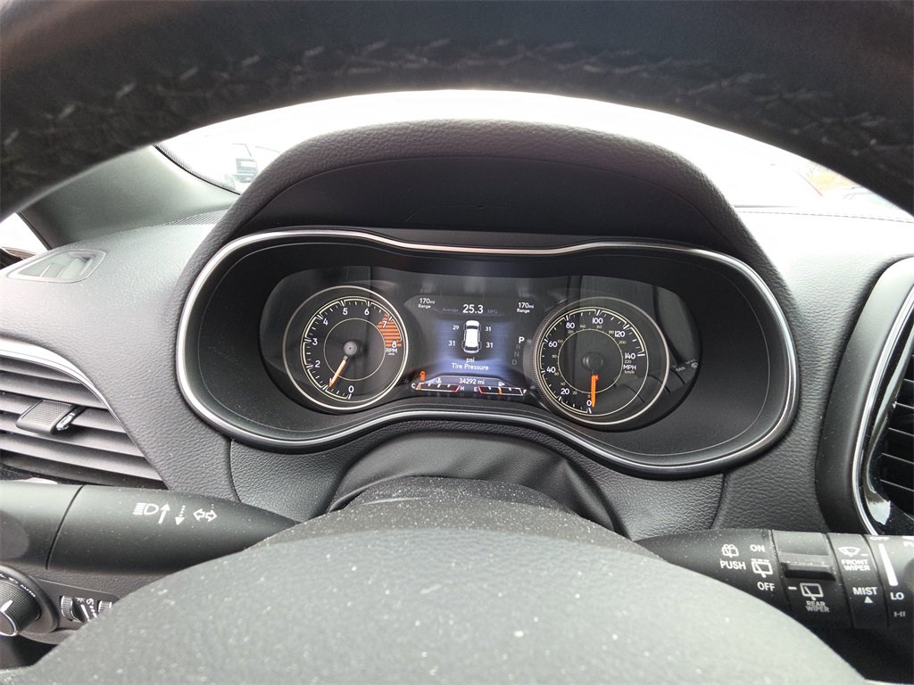 Used 2019 Jeep Cherokee High Altitude image 9