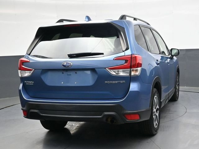 Used 2019 Subaru Forester Premium AWD/4WD image 4