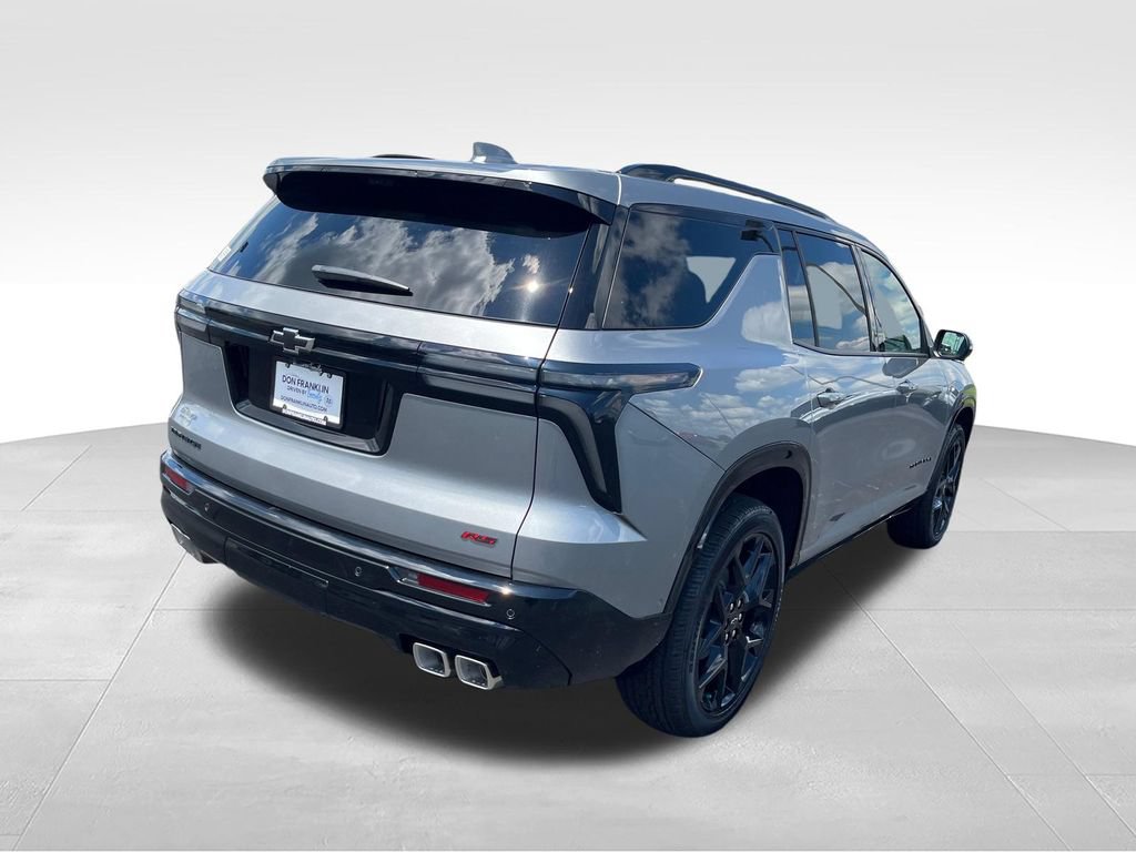 New 2026 Chevrolet Traverse RS w/ LPO, Floor Liner Package FWD image 5