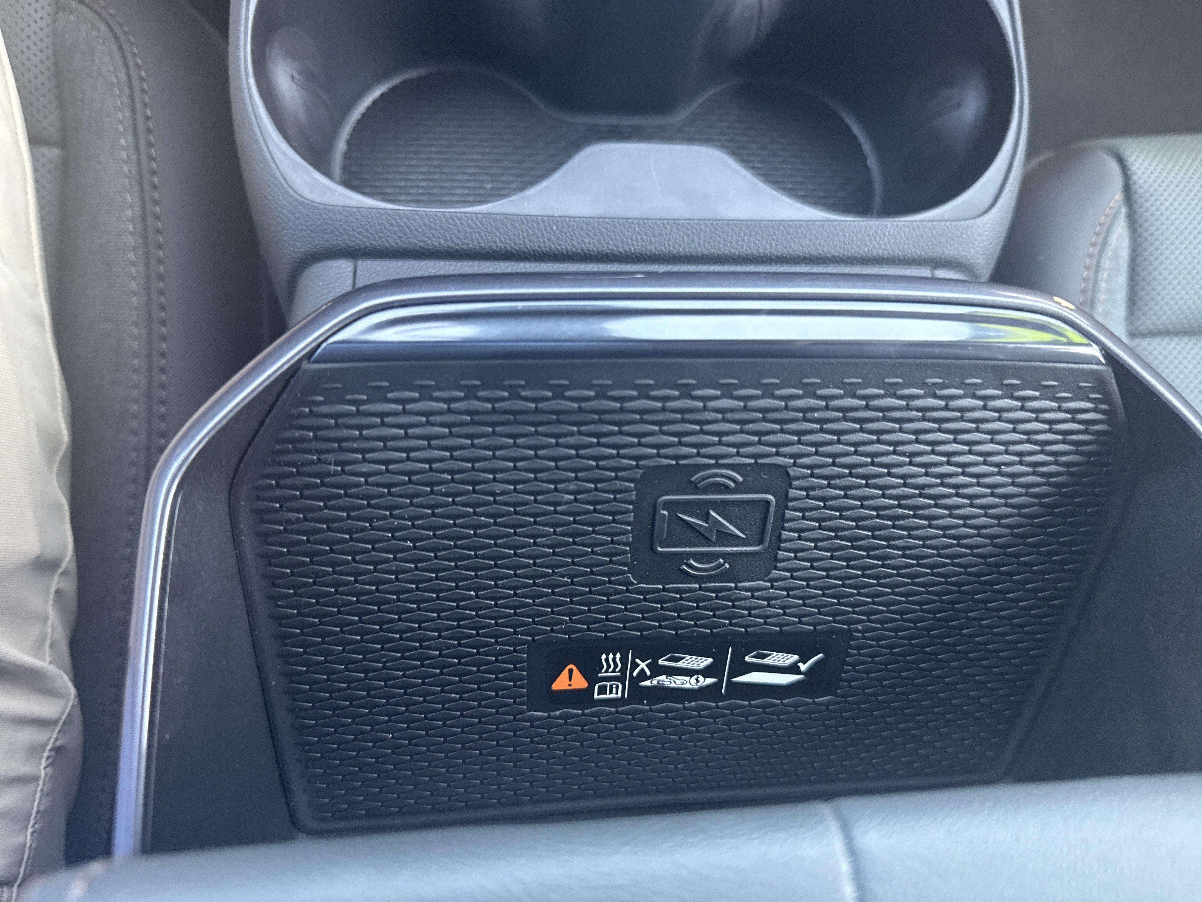 New 2027 GMC Terrain AT4 w/ Convenience Package III AWD/4WD image 29