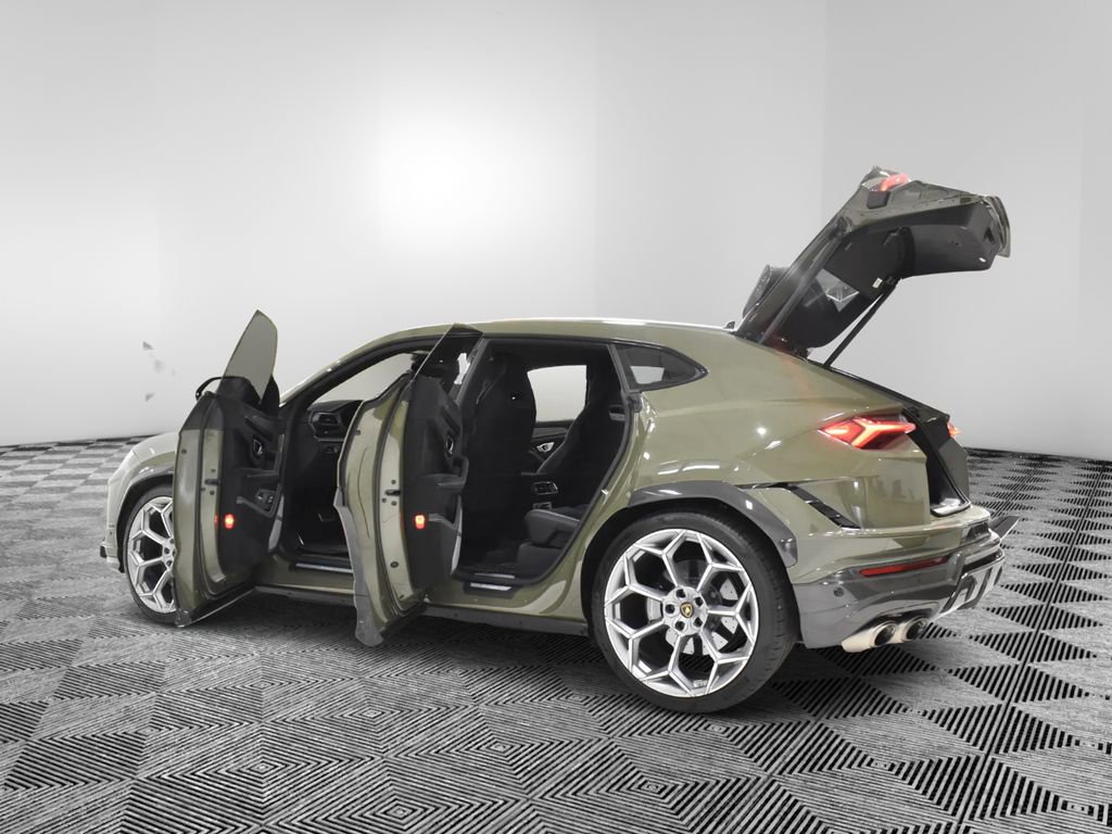 Used 2023 Lamborghini Urus Performante image 10