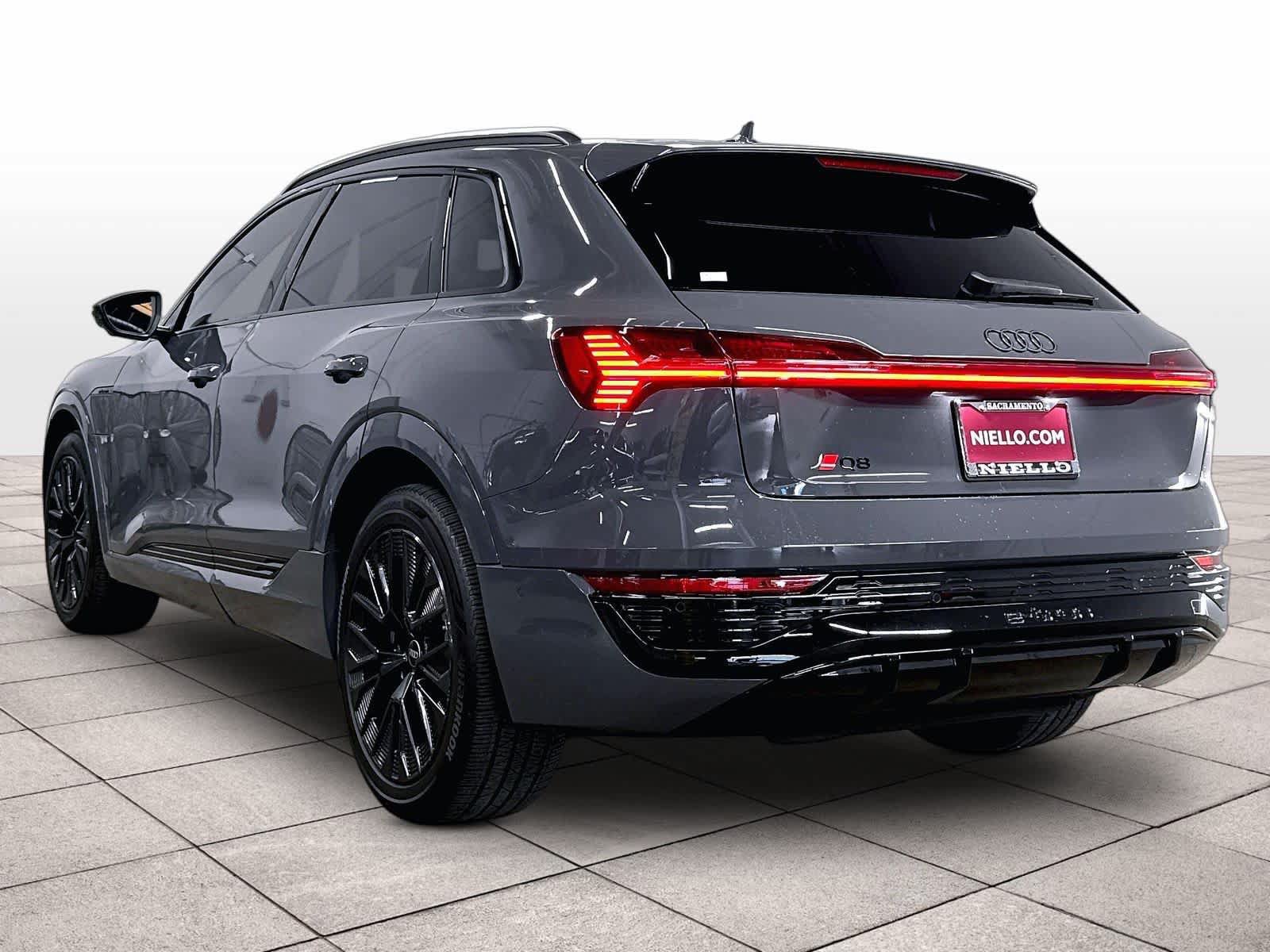 Certified 2024 Audi Q8 e-tron Premium Plus AWD/4WD image 13