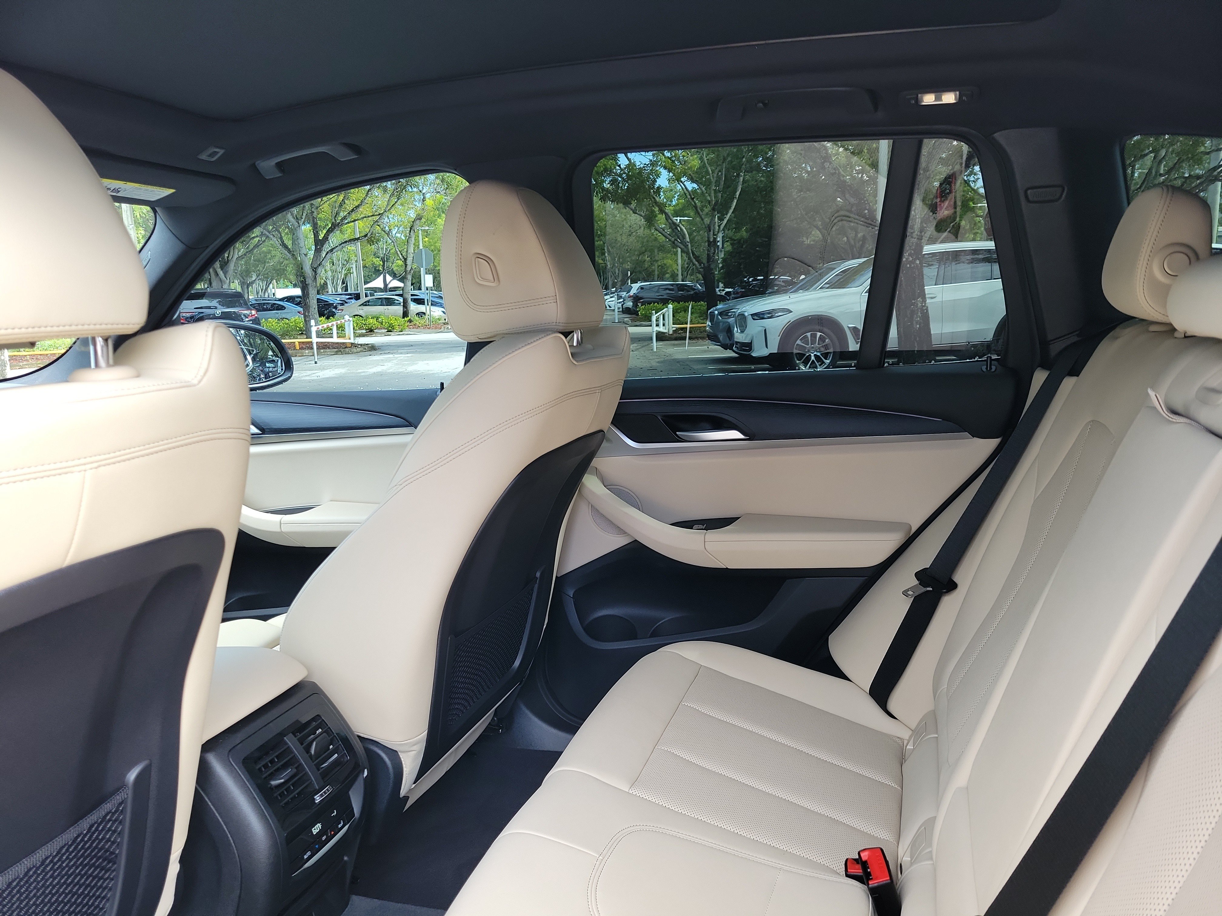Certified 2024 BMW X3 sDrive30i w/ Convenience Package w/ZPA RWD image 8
