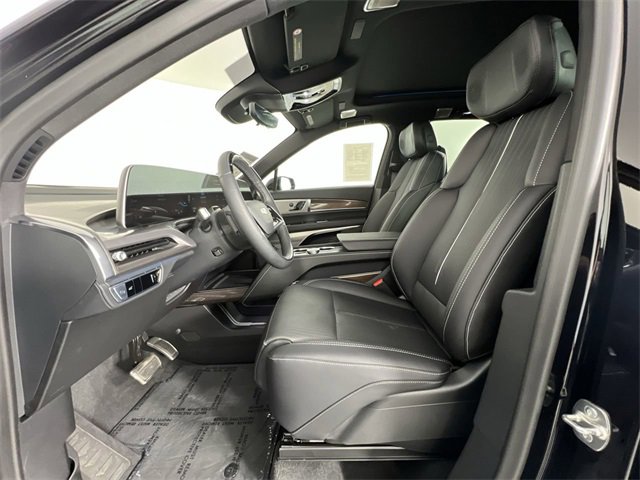 Used 2026 Cadillac Vistiq Luxury image 20