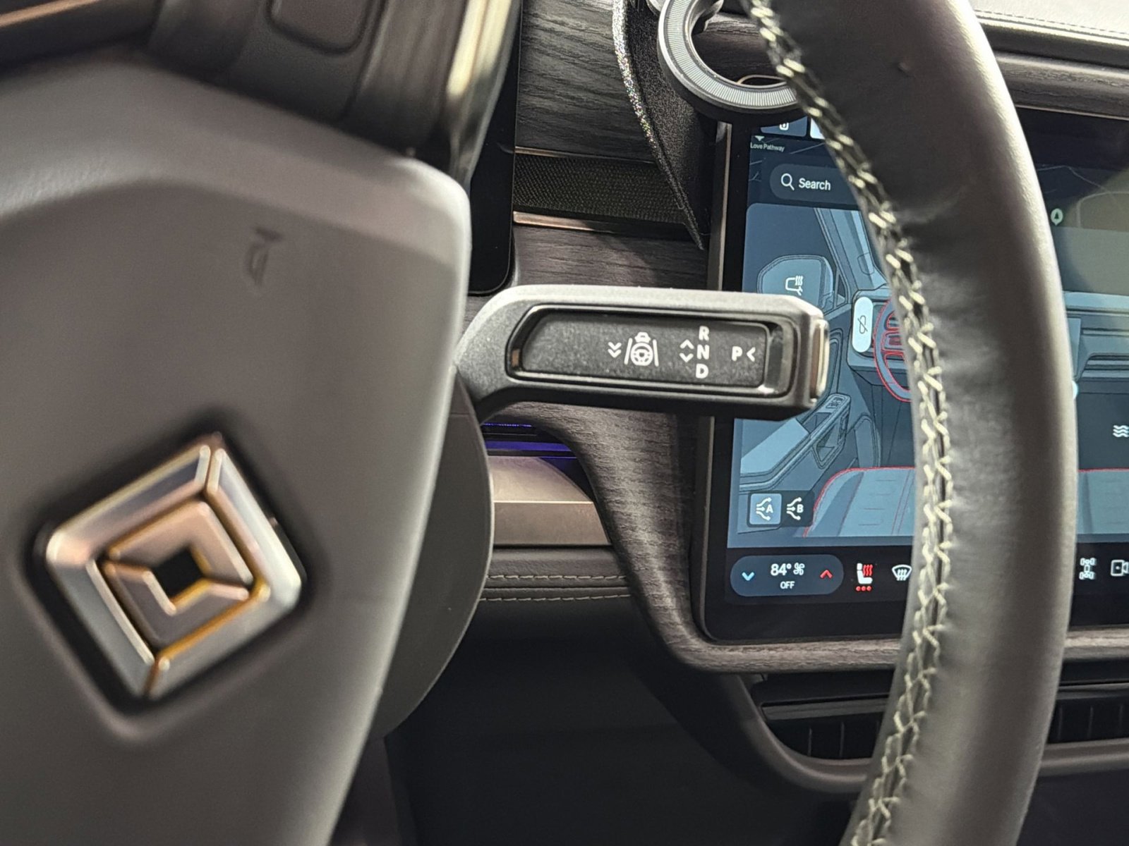 Used 2022 Rivian R1T Adventure image 19