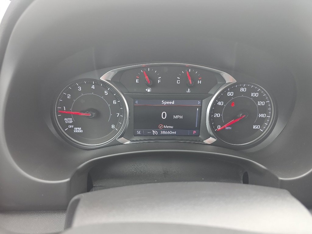 Used 2023 GMC Terrain SLE w/ Driver Convenience Package image 11