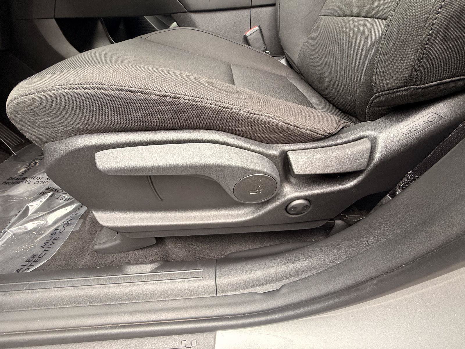 Certified 2026 Hyundai Santa Fe SE AWD/4WD image 15