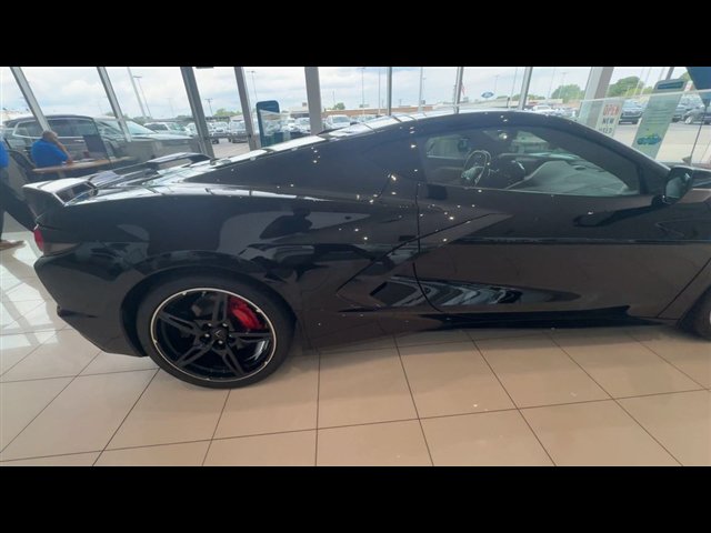 Certified 2023 Chevrolet Corvette Stingray Preferred Cpe w/ 2LT RWD image 9