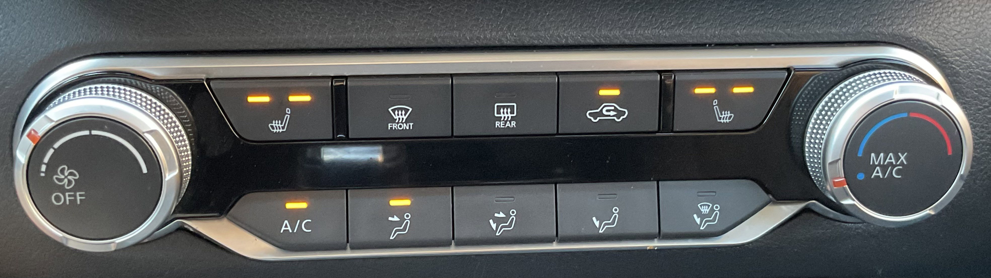 Used 2023 Nissan Altima 2.5 SV w/ SV Premium Package image 16