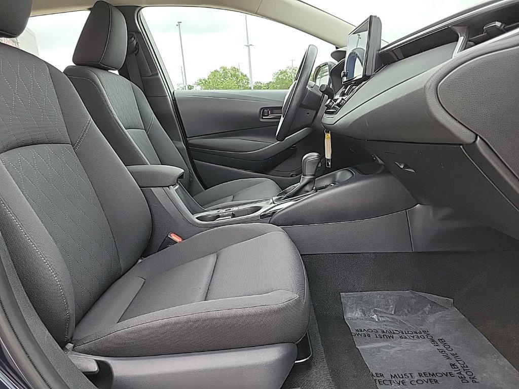 Used 2024 Toyota Corolla LE FWD image 16
