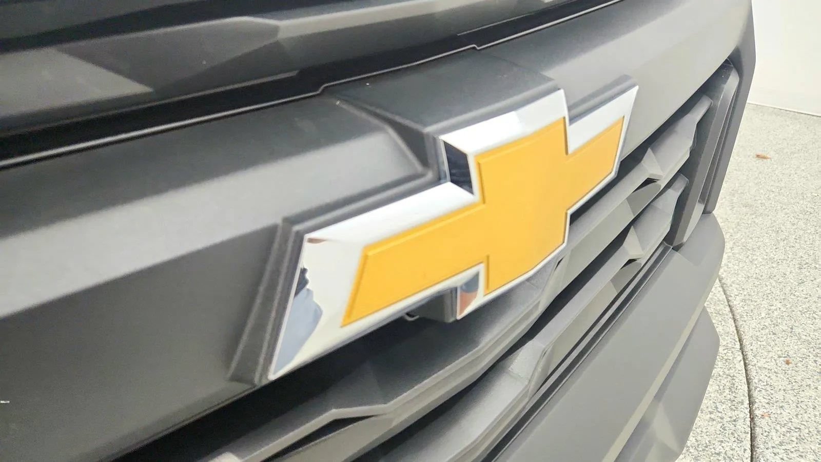 Used 2025 Chevrolet Colorado W/T w/ WT Custom Package AWD/4WD image 40