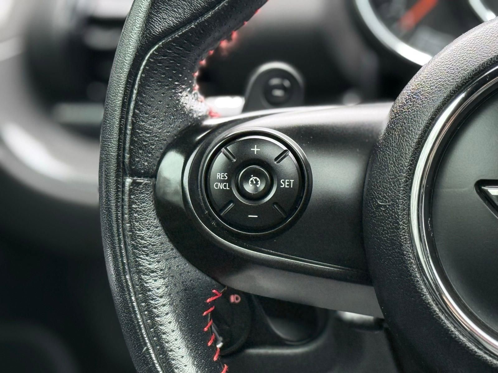 Used 2019 MINI Cooper Clubman S w/ Storage Package image 39