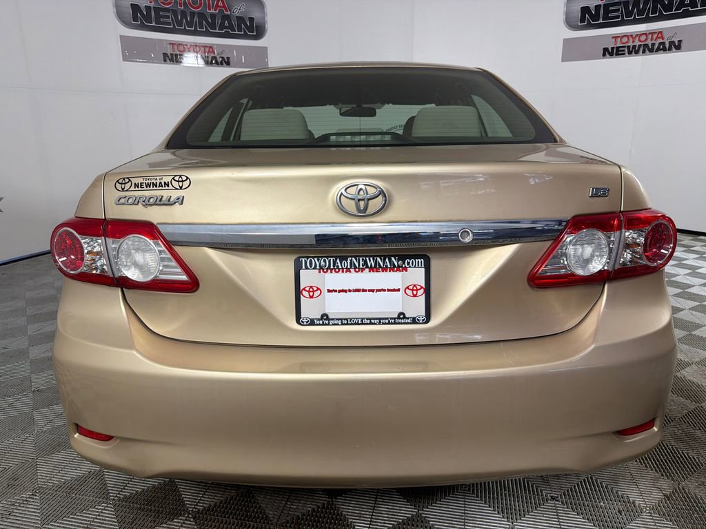Used 2011 Toyota Corolla LE FWD image 4