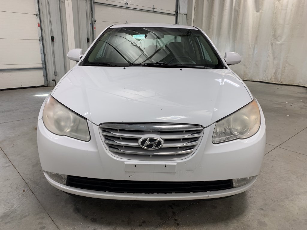 Used 2010 Hyundai Elantra GLS FWD image 14