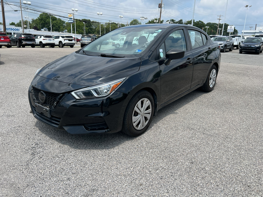 Used 2021 Nissan Versa S FWD image 1